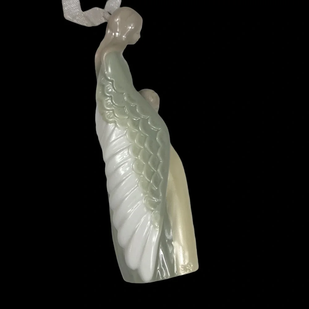 Hallmark Angel In Disguise Porcelain Keepsake 2002‎